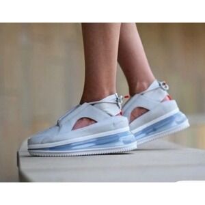 Nike Women's Air Max FF 720Summit White‎ Sail Leather SandalSneaker  size 8.5